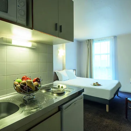City Residence Nancy Апарт-отель 3*