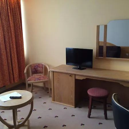 City Residence Nancy Ξενοδοχείο με διαμερίσματα 3*
