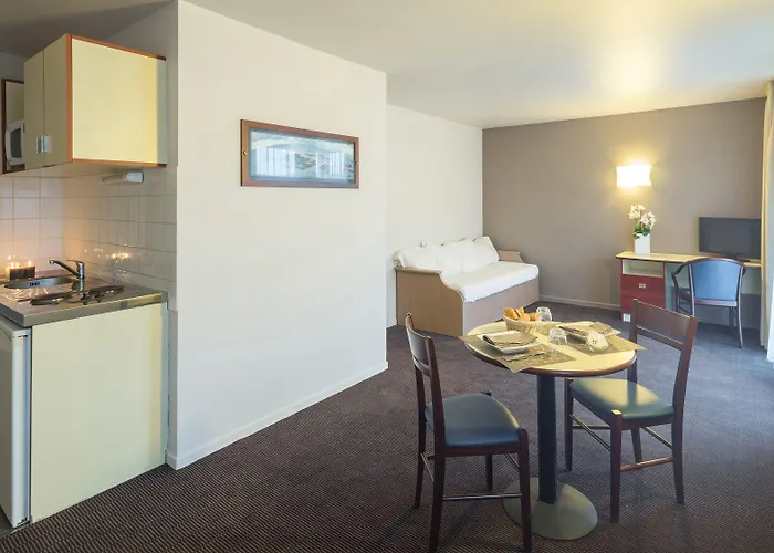 City Residence Nancy Aparthotel