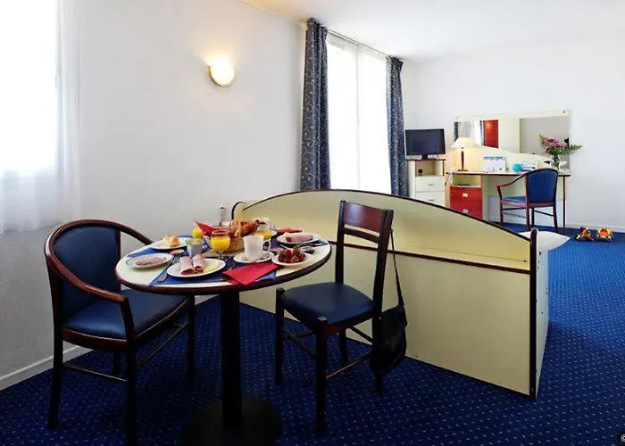 City Residence Nancy Aparthotel